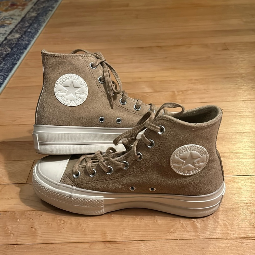 Converse Women's Chuck Taylor All Star Lift High Top Sneakers